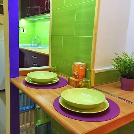 Apartamento Estudio Playa Canteras 2-4p Wifi 500mb