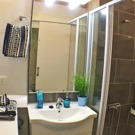 Estudio Playa Canteras 2-4p Wifi 500mb Apartamento