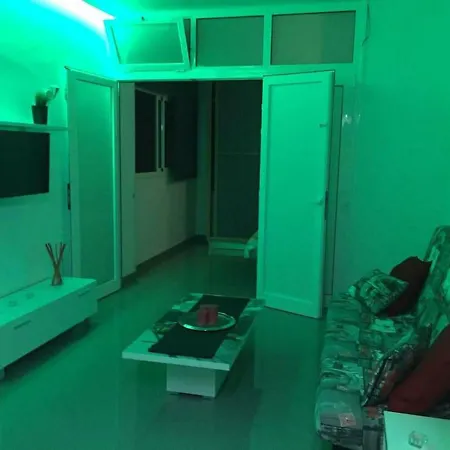 Apartment Estudio Playa Canteras 2-4p Wifi 500mb *